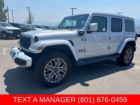 Used 2024 Jeep Wrangler High Altitude AWD/4WD image 8