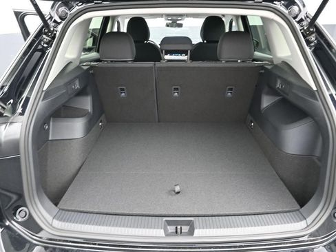 New 2026 Volkswagen Tiguan S FWD image 10