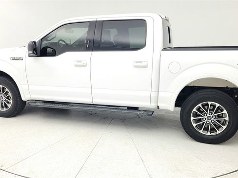 Used 2018 Ford F150 XLT w/ Equipment Group 302A Luxury image 4