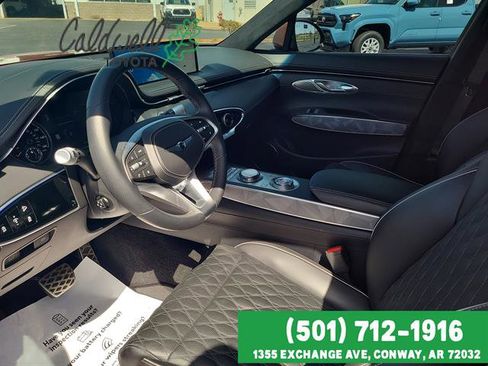 Used 2025 Genesis GV70 3.5T Sport w/ Sport Advanced Package image 10