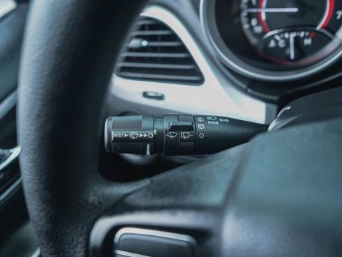 Used 2020 Dodge Journey SE w/ Blacktop Package image 15