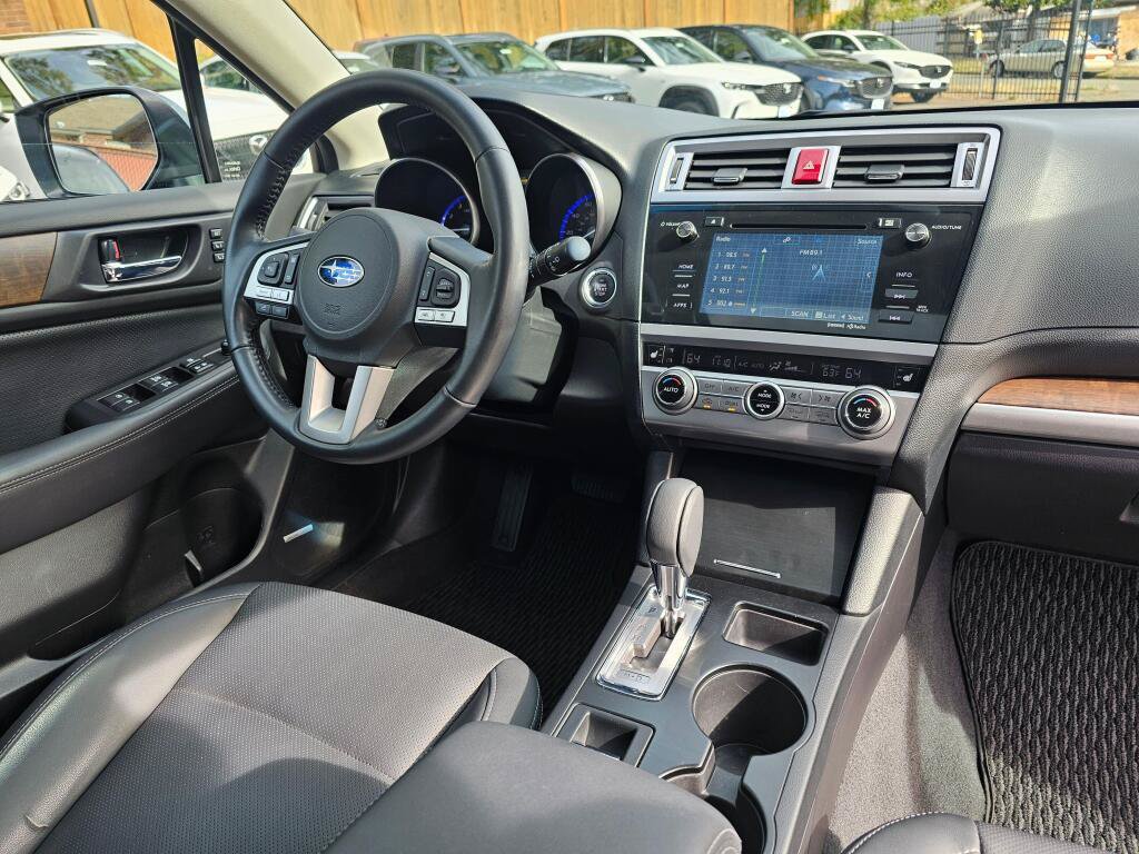 Used 2016 Subaru Outback 2.5i Limited AWD/4WD image 12