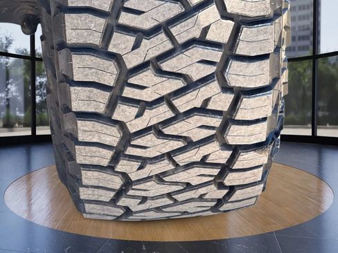 Used 2025 Ford Expedition Active RWD image 37