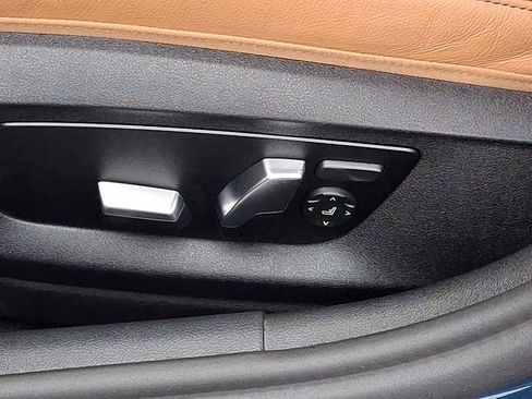Certified 2023 BMW 540i xDrive w/ Premium Package image 10