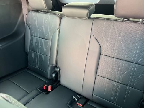 New 2026 Buick Enclave Avenir FWD image 14