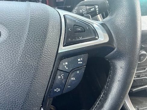 Used 2016 Ford Edge SEL w/ Equipment Group 201A AWD/4WD image 20
