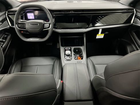 Used 2025 Jeep Wagoneer S Limited image 10