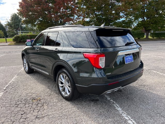 Certified 2022 Ford Explorer XLT w/ Equipment Group 202A AWD/4WD image 7