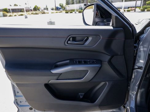 New 2026 Nissan Pathfinder Rock Creek AWD/4WD image 13