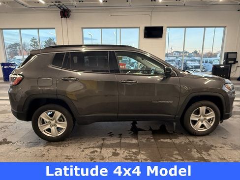 Certified 2022 Jeep Compass Latitude w/ Convenience Group image 7