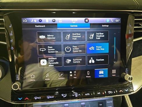 Used 2022 Jeep Grand Wagoneer Series II AWD/4WD image 25