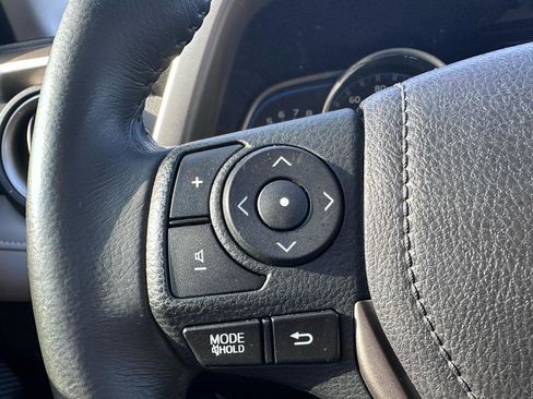 Used 2015 Toyota RAV4 Limited w/ Technology Package AWD/4WD image 15