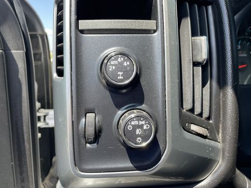 Used 2015 Chevrolet Silverado 1500 LT w/ Custom Sport Edition AWD/4WD image 27
