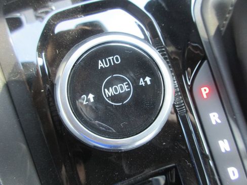 New 2026 GMC Canyon Elevation w/ Convenience Package AWD/4WD image 16
