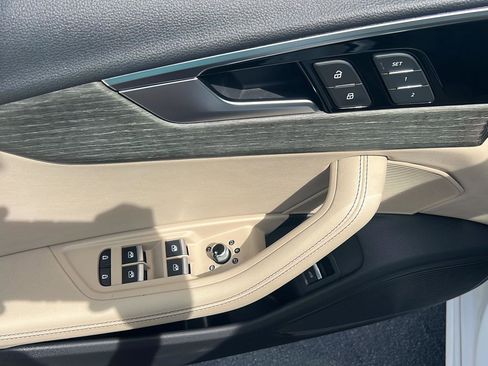 Used 2023 Audi A4 2.0T Premium Plus AWD/4WD image 33