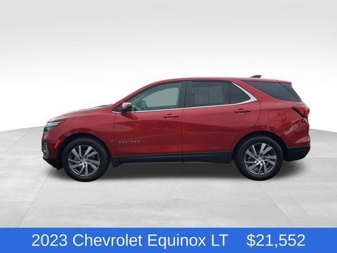 Certified 2023 Chevrolet Equinox LT FWD image 2
