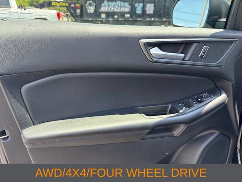 Used 2024 Ford Edge SE AWD/4WD image 10