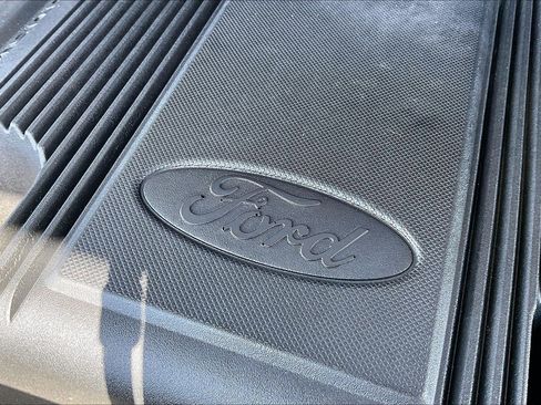 Used 2018 Ford Expedition Platinum image 34