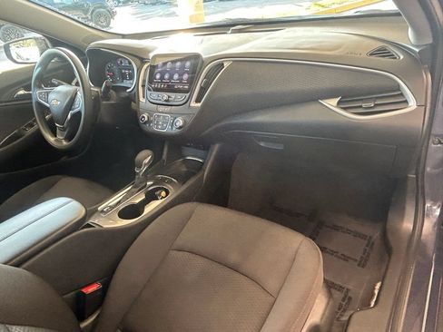 Used 2025 Chevrolet Malibu LT FWD image 23