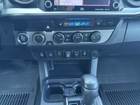 Used 2023 Toyota Tacoma Limited AWD/4WD image 20