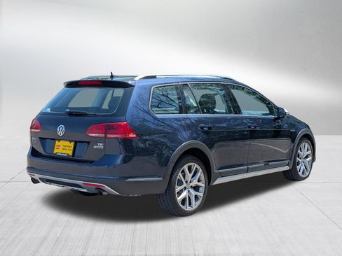 Used 2017 Volkswagen Golf Alltrack SEL AWD/4WD image 7