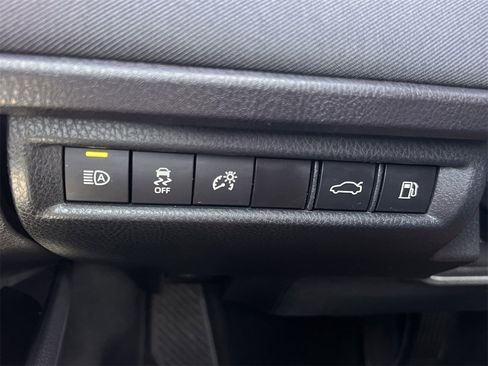 Used 2025 Toyota Camry LE image 21