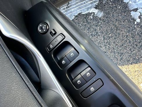 Used 2023 Hyundai Tucson SE image 21