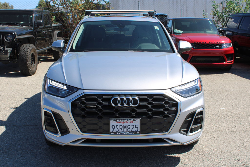 Used 2022 Audi Q5 2.0T Premium Plus w/ Premium Plus Package AWD/4WD image 2