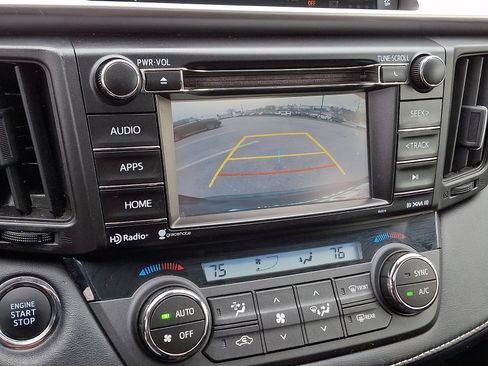 Used 2017 Toyota RAV4 XLE image 19