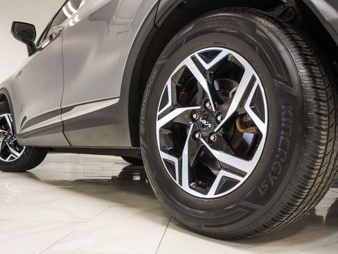 Used 2023 Kia Sportage LX image 35