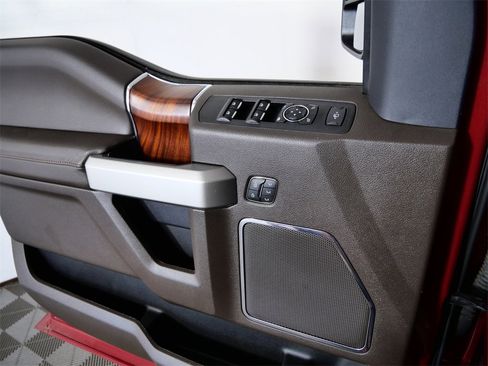 Used 2022 Ford F250 King Ranch w/ Chrome Package image 30