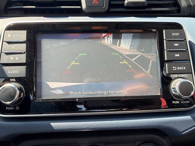 Used 2024 Nissan Versa SV FWD image 23