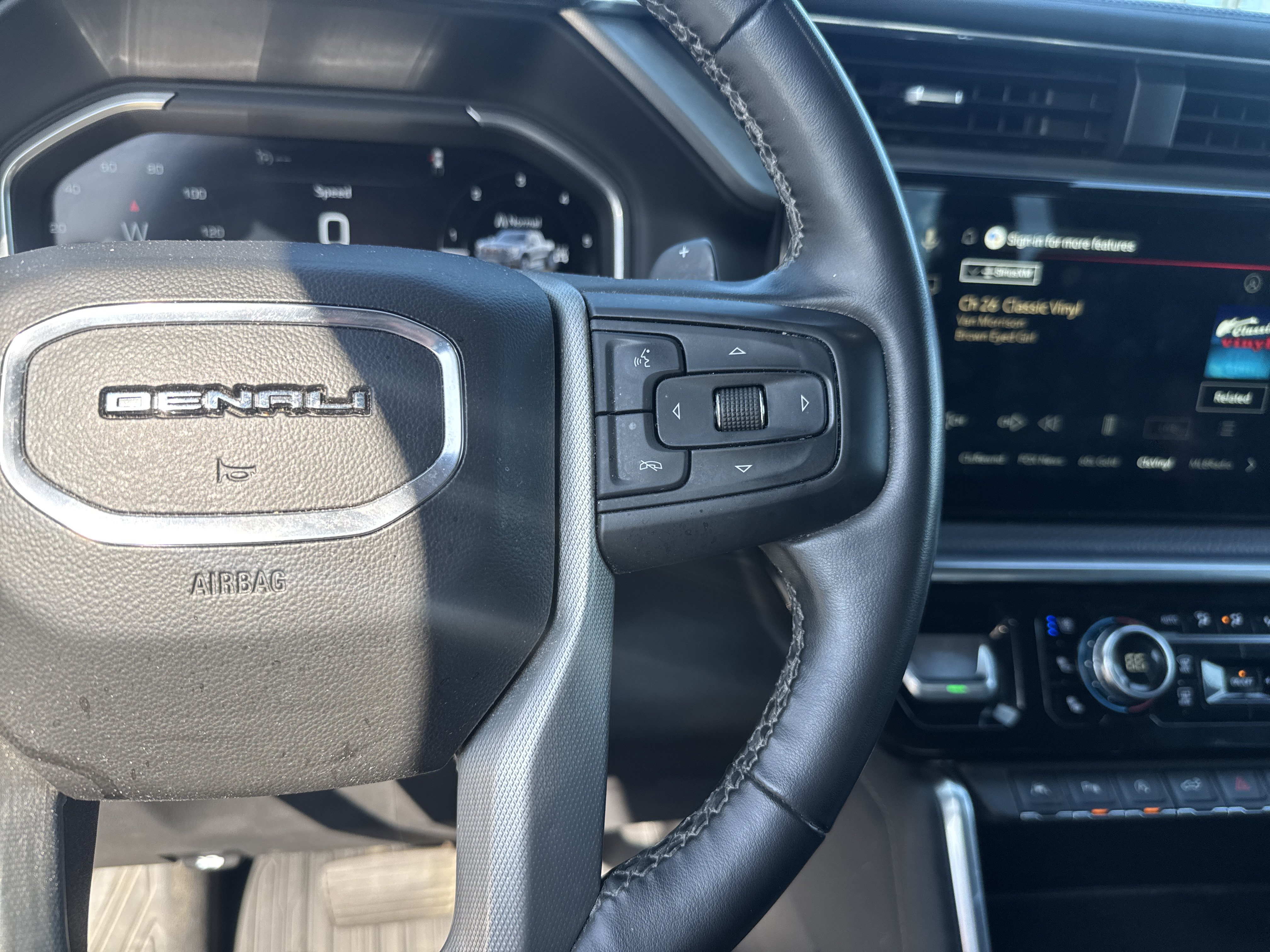 Used 2023 GMC Sierra 1500 Denali AWD/4WD image 19