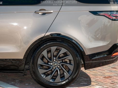 Used 2023 Land Rover Discovery S R-Dynamic image 47