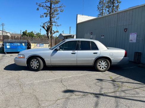 Used 2003 Mercury Grand Marquis LS image 2