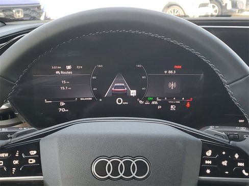 New 2025 Audi Q5 Prestige image 9