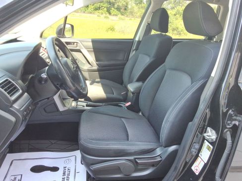 Used 2016 Subaru Forester 2.5i AWD/4WD image 28