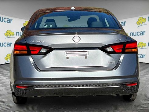 New 2024 Nissan Altima 2.5 SV image 5