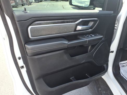 Used 2022 RAM 1500 Big Horn w/ Night Edition AWD/4WD image 22