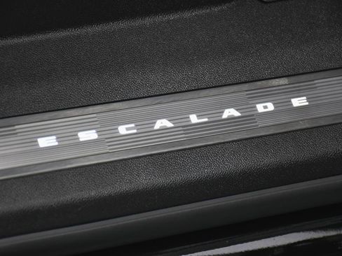 Used 2026 Cadillac Escalade ESV Platinum Sport w/ LPO, ONYX Package AWD/4WD image 13