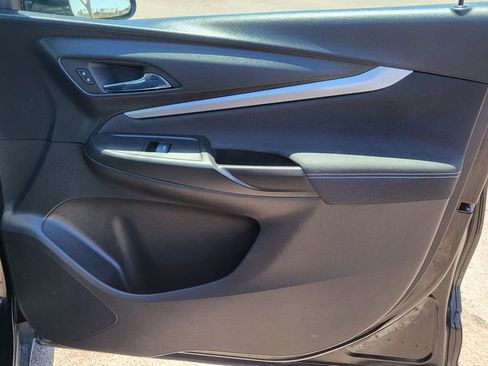 Used 2023 Chevrolet Bolt EUV LT w/ Driver Confidence Package FWD image 16