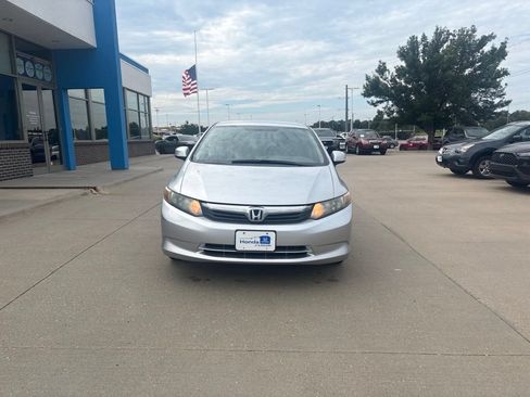 Used 2012 Honda Civic LX image 2