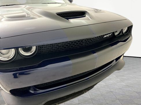 Used 2016 Dodge Challenger SRT Hellcat RWD image 33