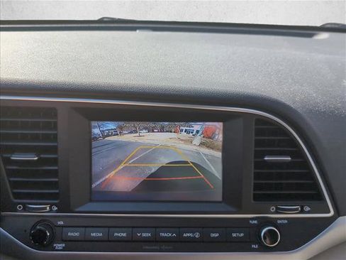 Used 2018 Hyundai Elantra SEL image 12