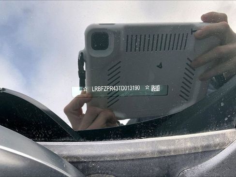 New 2026 Buick Envision Sport Touring AWD/4WD image 8