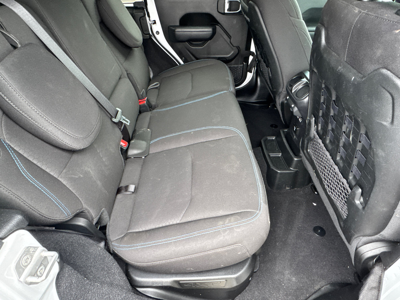 Used 2023 Jeep Wrangler Unlimited Rubicon 4xe w/ Safety Group AWD/4WD image 16