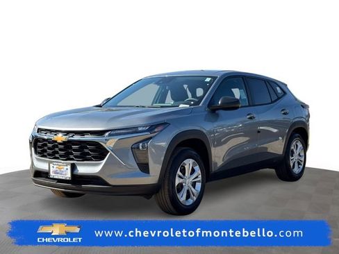 New 2026 Chevrolet Trax LS FWD image 1