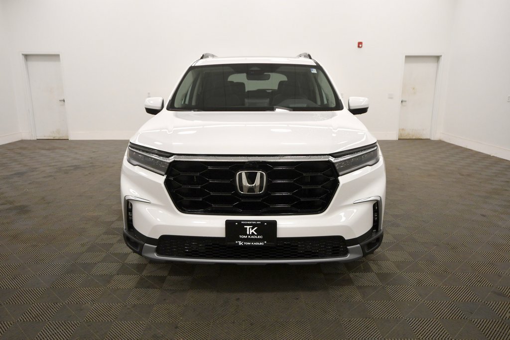 Used 2025 Honda Pilot Elite image 10