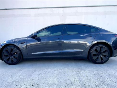 Used 2025 Tesla Model 3 Long Range RWD image 3