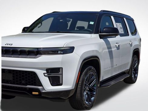 New 2026 Jeep Grand Wagoneer 4WD image 42